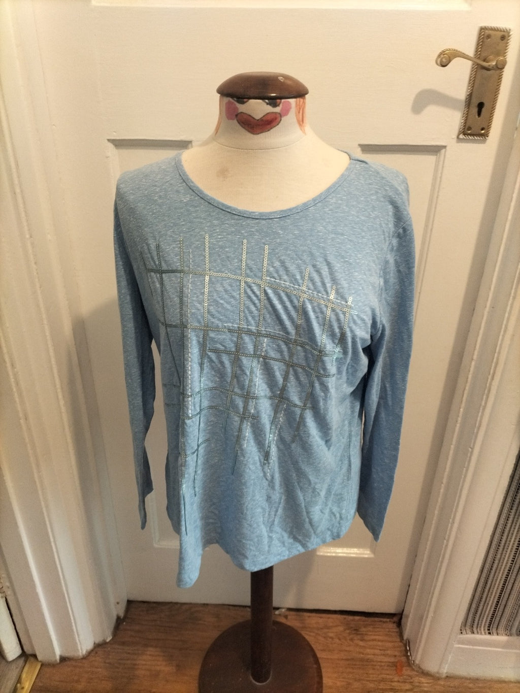 Ladies Mona Size 14R Pale Blue Silver Sequined Long Sleeved Tshirt