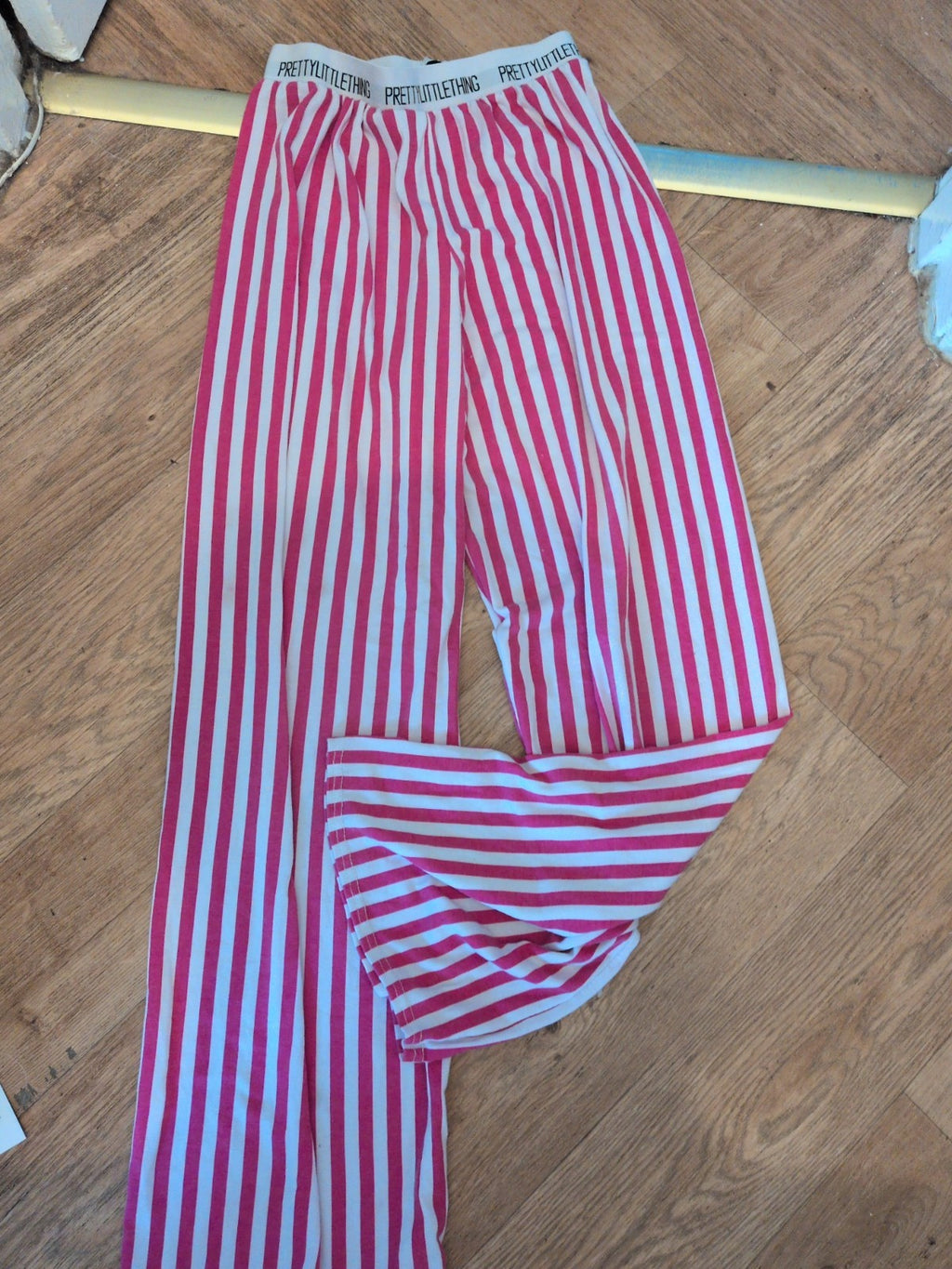 Prettylittlething 6 Pink Stripe Leggings