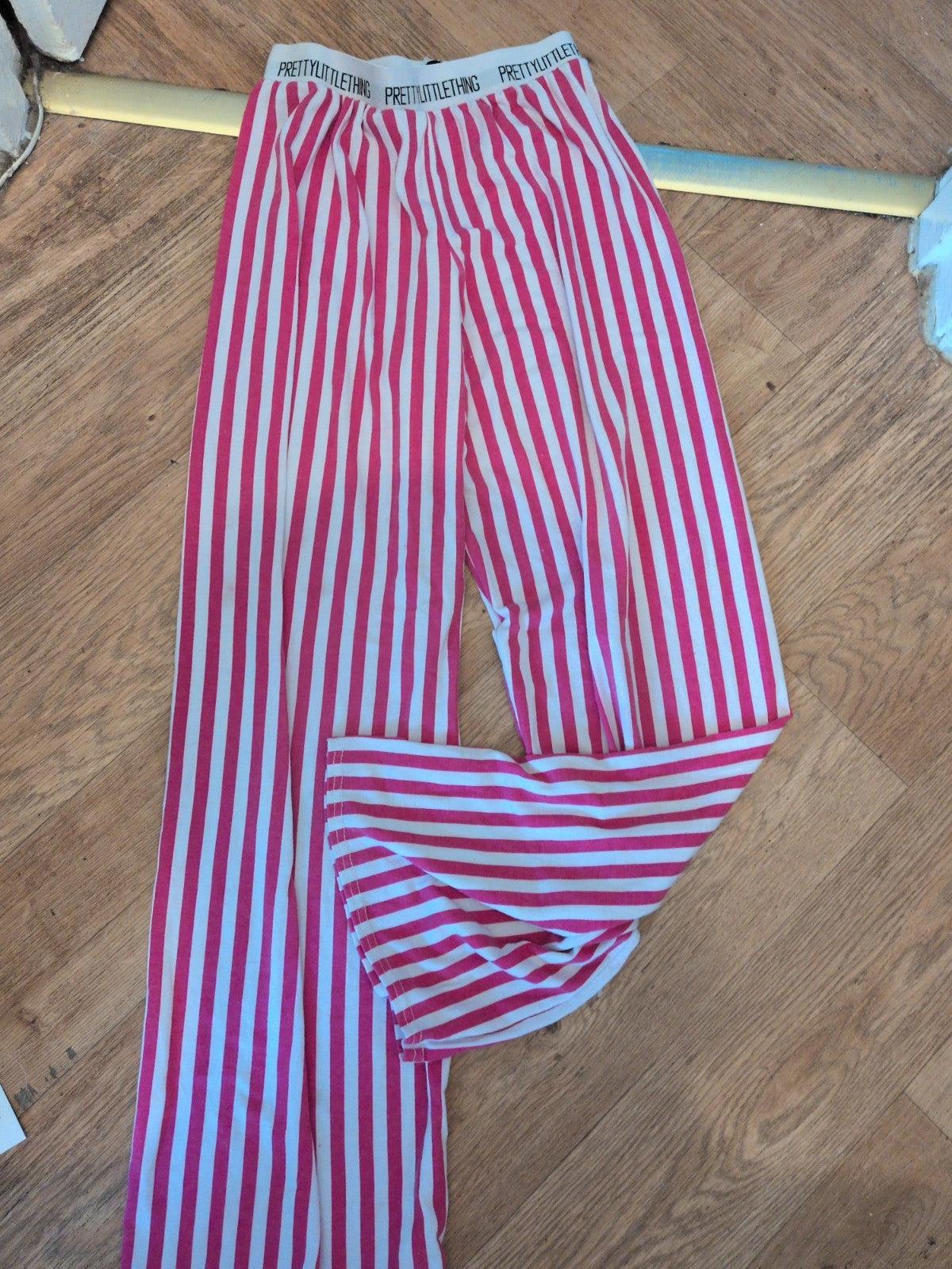 Prettylittlething 6 Pink Stripe Leggings