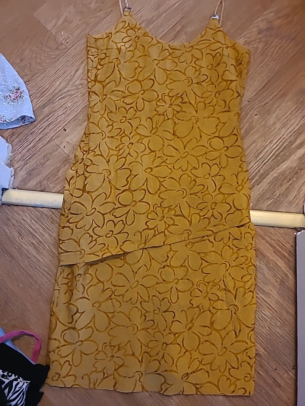 Ladies Size S/M Mustard Patterned Sleeveless Dress