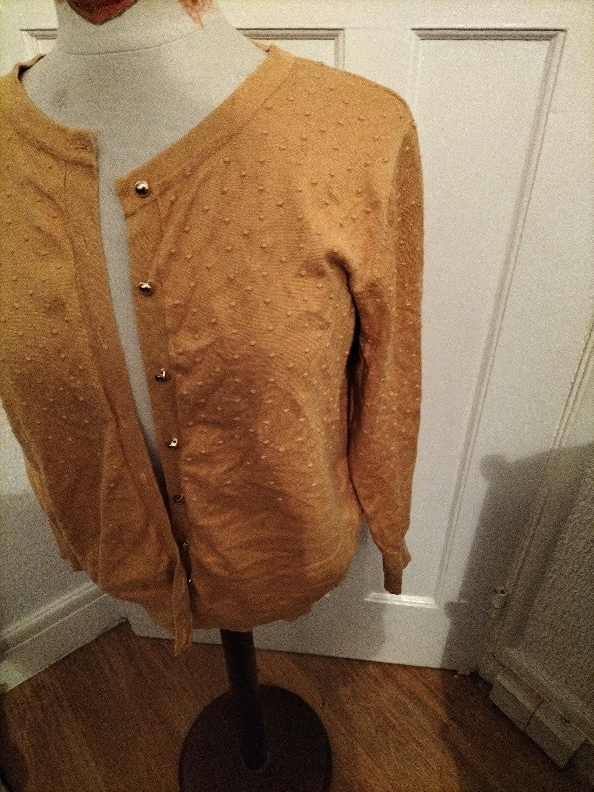 Ladies Size Medium Brown Raised Pattern Cardigan