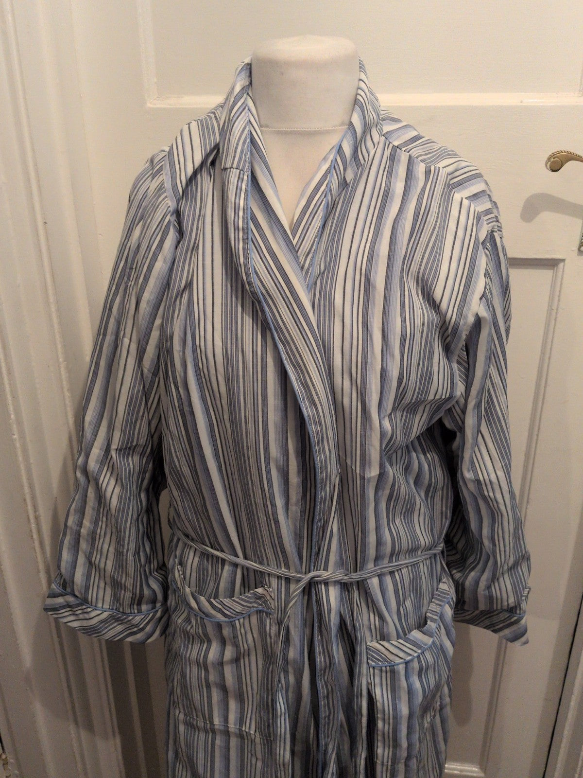 George Medium Blue Stripe Robe