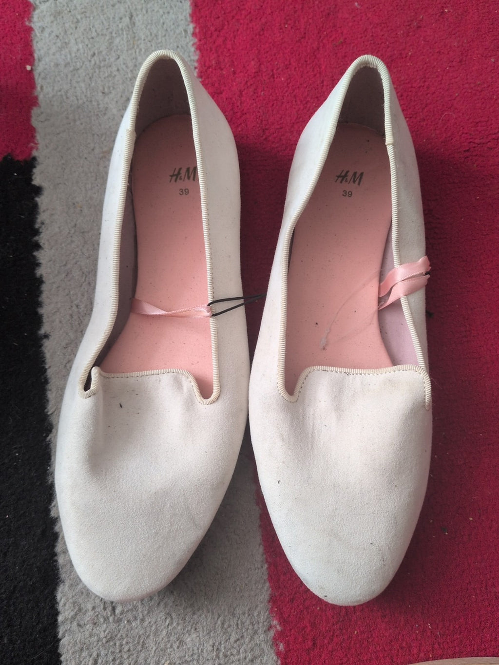 H&M EU 39 White Dolly Shoes Need Cleaning