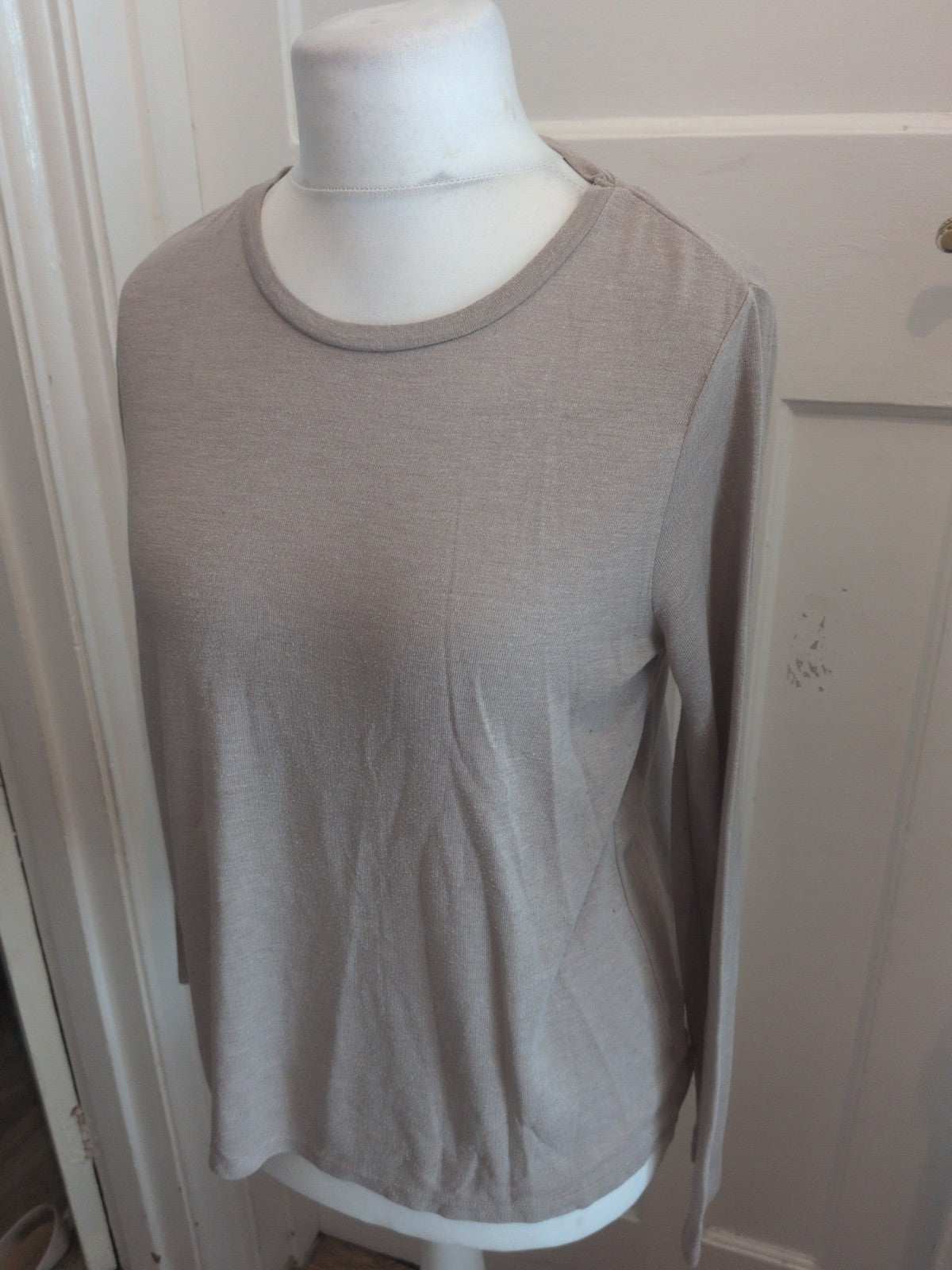 George 16 Neutral Long Sleeve T-shirt