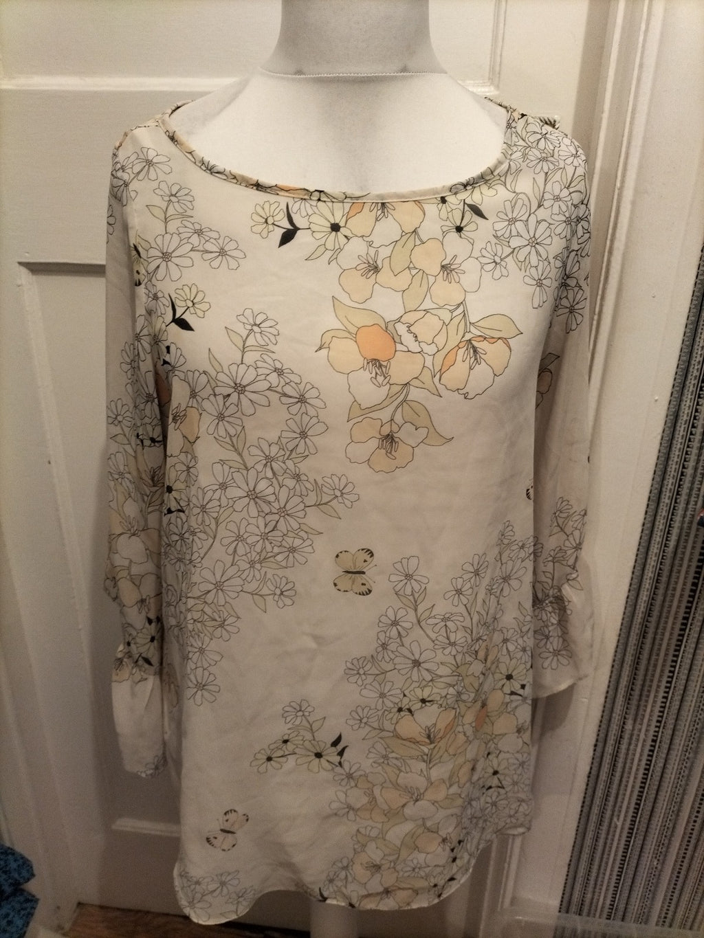 Wallis M Yellow/White Floral Long Sleeved Blouse