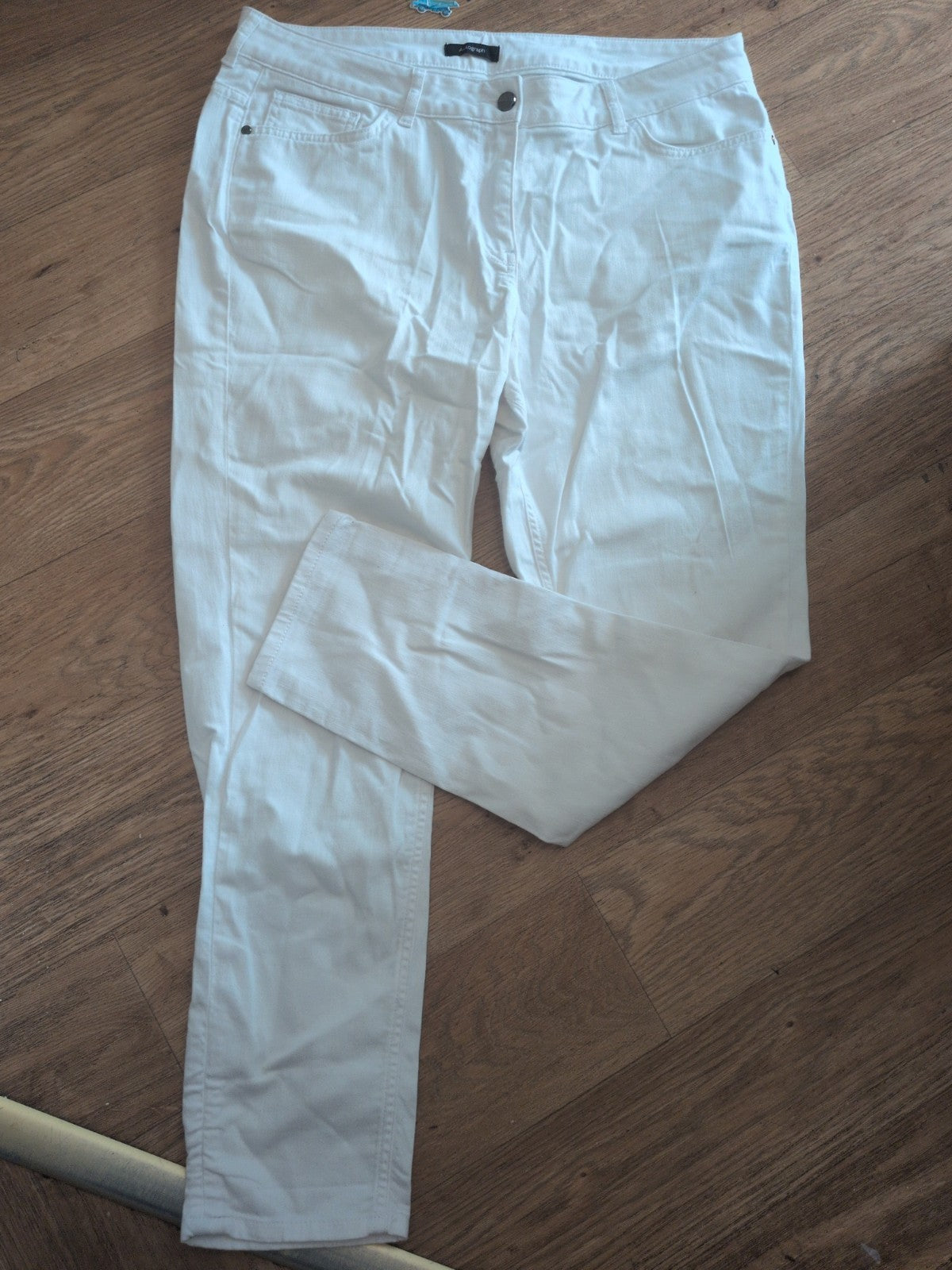 Autograph 18M White Straight Jeans
