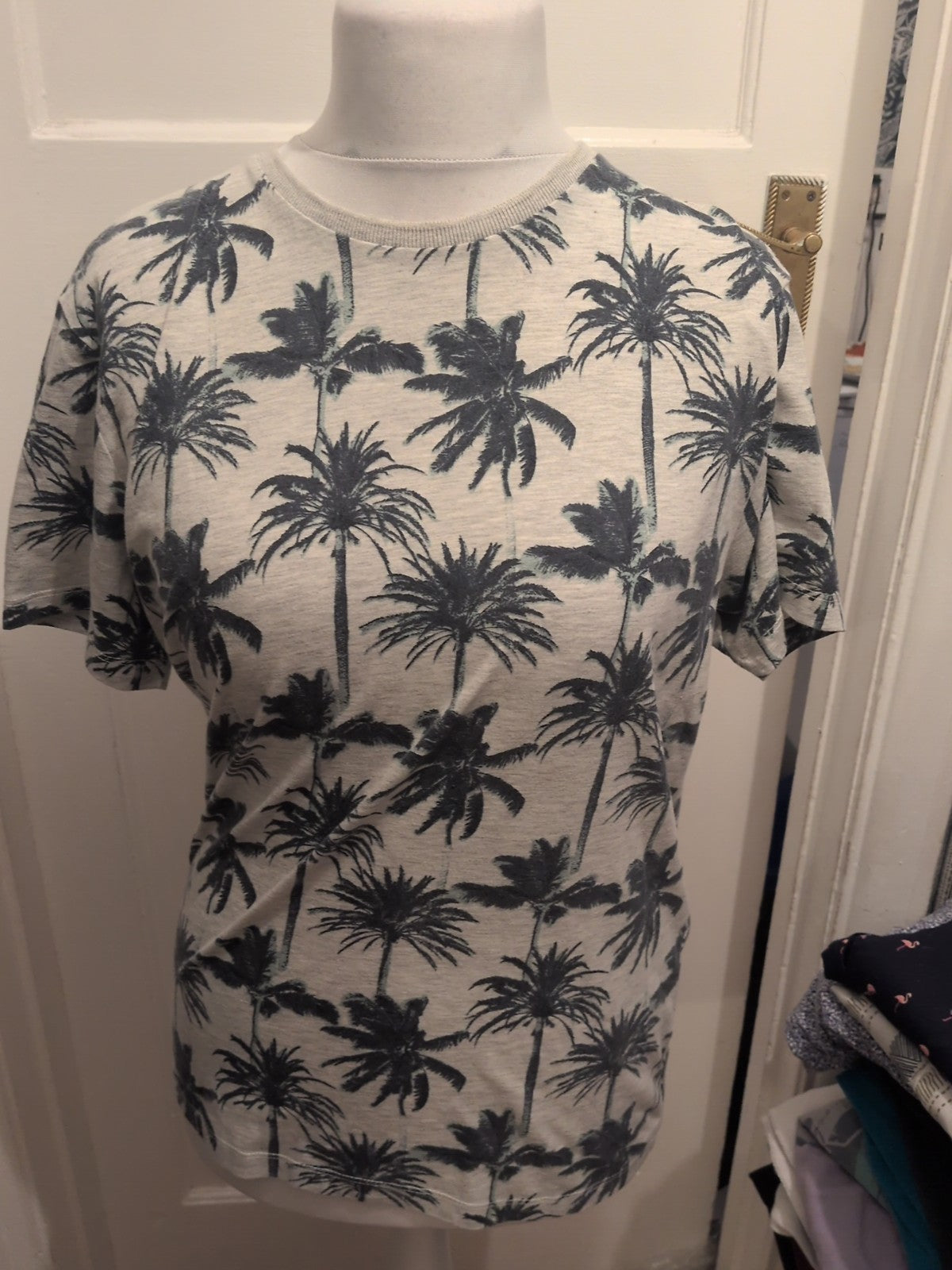 Red Herring Medium Palm Tree Short Sleeve T-shirt