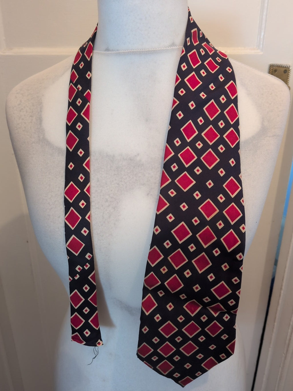 Harvie And Hudson Navy And Red Diamond Pattern Tie