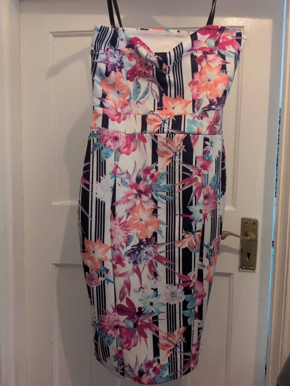 Evita 10 Floral Sleeveless Dress