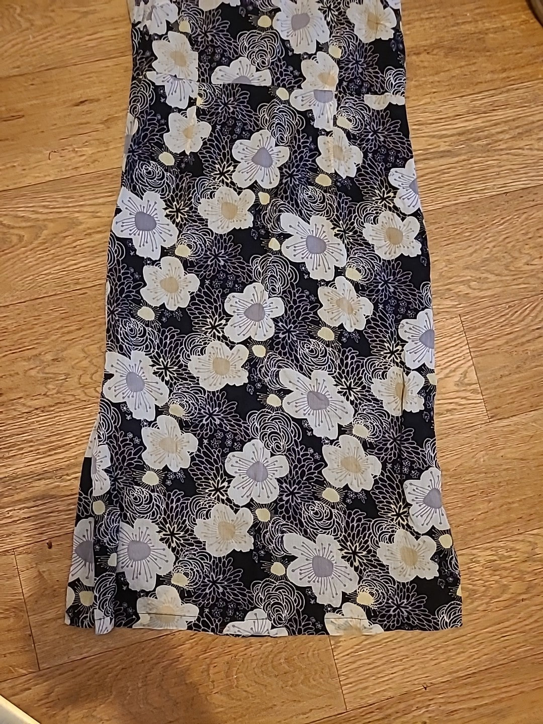Ladies Adini Size XS Navy Floral Sleeveless Dress