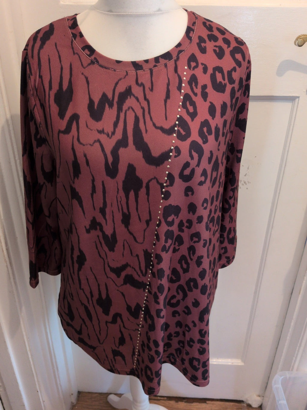 Bonmarche 20 Brown And Black Leopard Print Long Sleeve Blouse