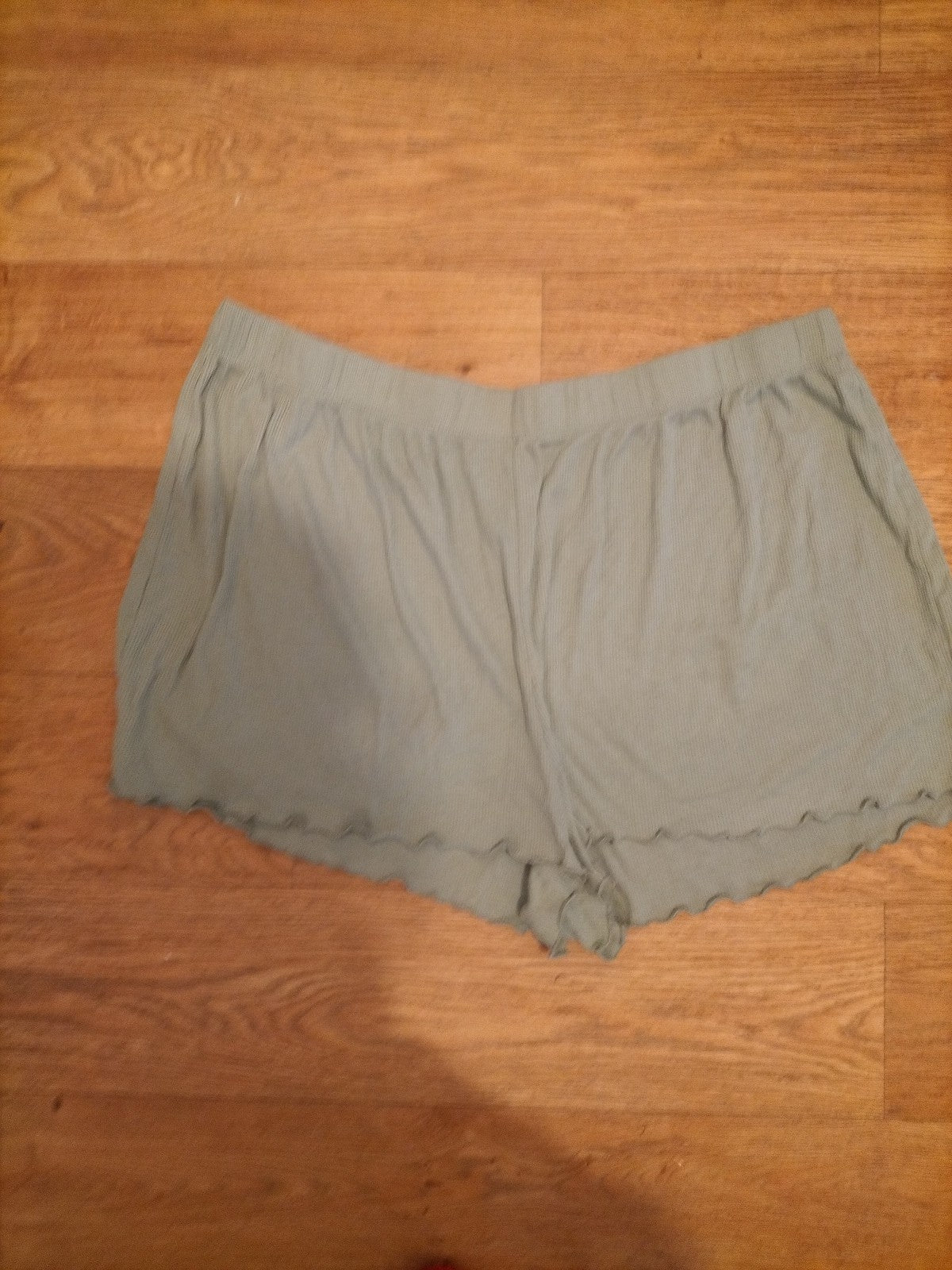 Ladies Primark Size 18-20 Green Ribbed Elasticated Pyjama Shorts
