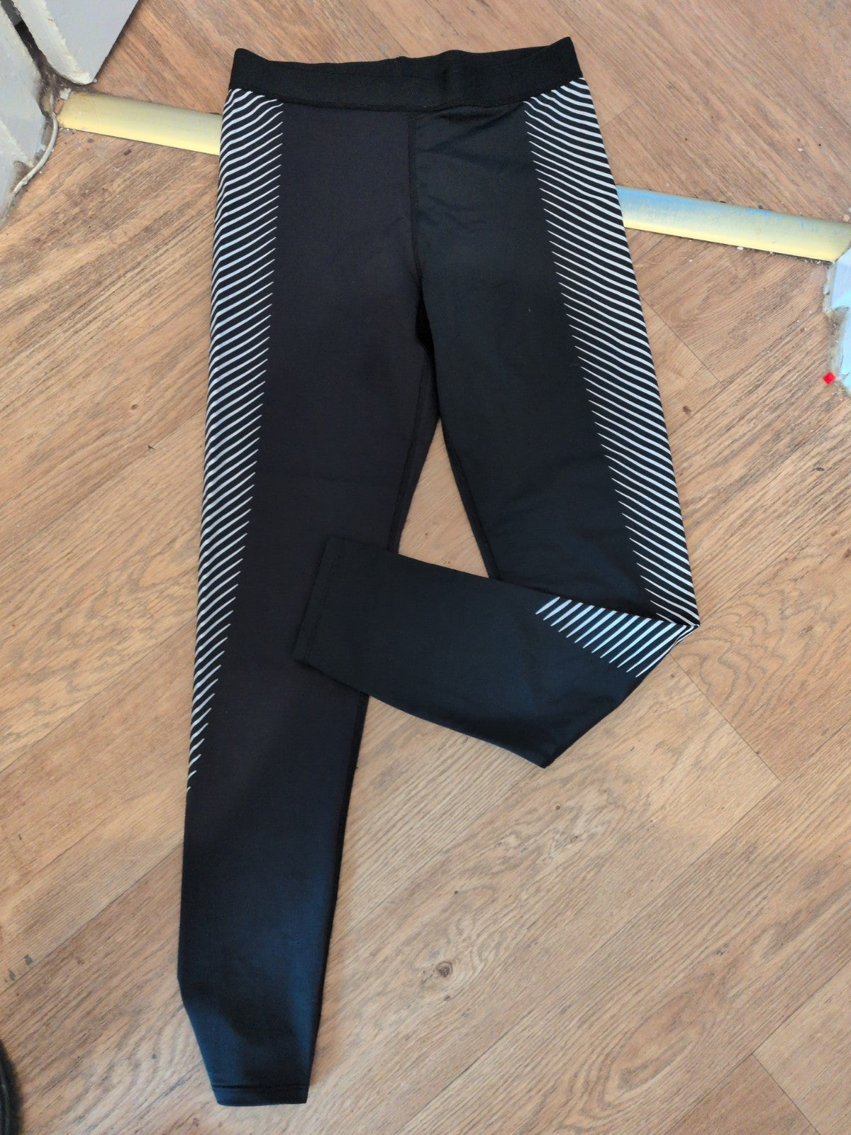 Workout 10-12 Small Black And White Stripy Leggings