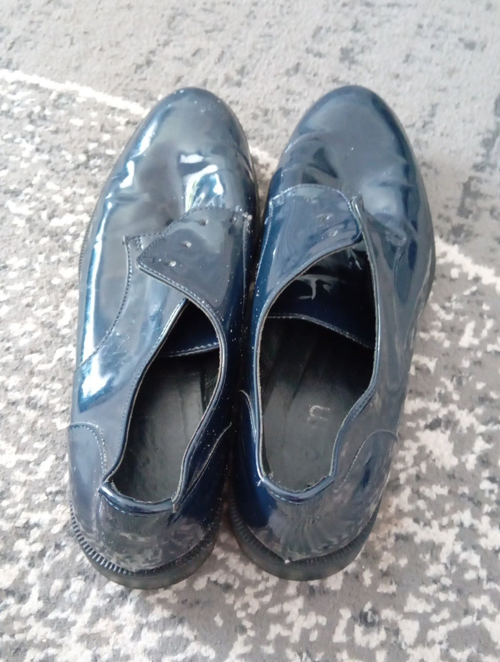 Ladies Size 5 Navy Patent Lace Ups [ No Laces]