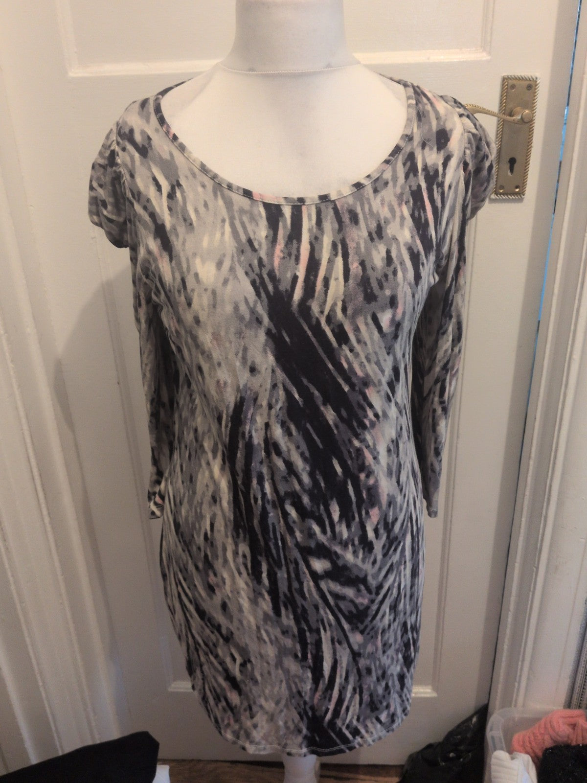 Next 16 Grey White Black Long Sleeved Blouse