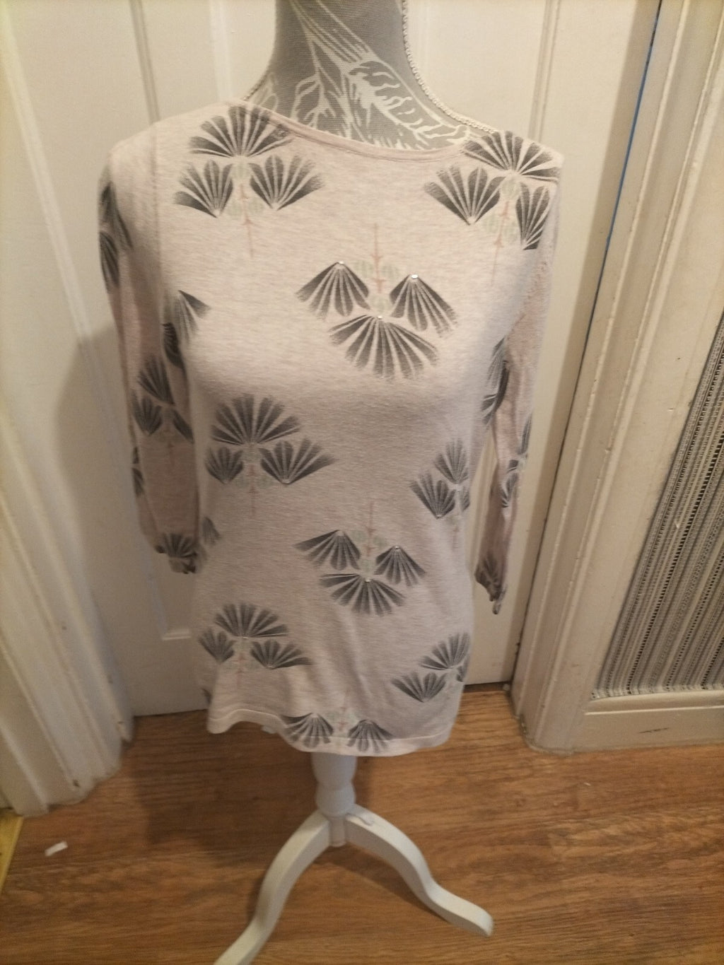 Ladies Next Size 10 Lilac Floral Long Sleeved Tshirt