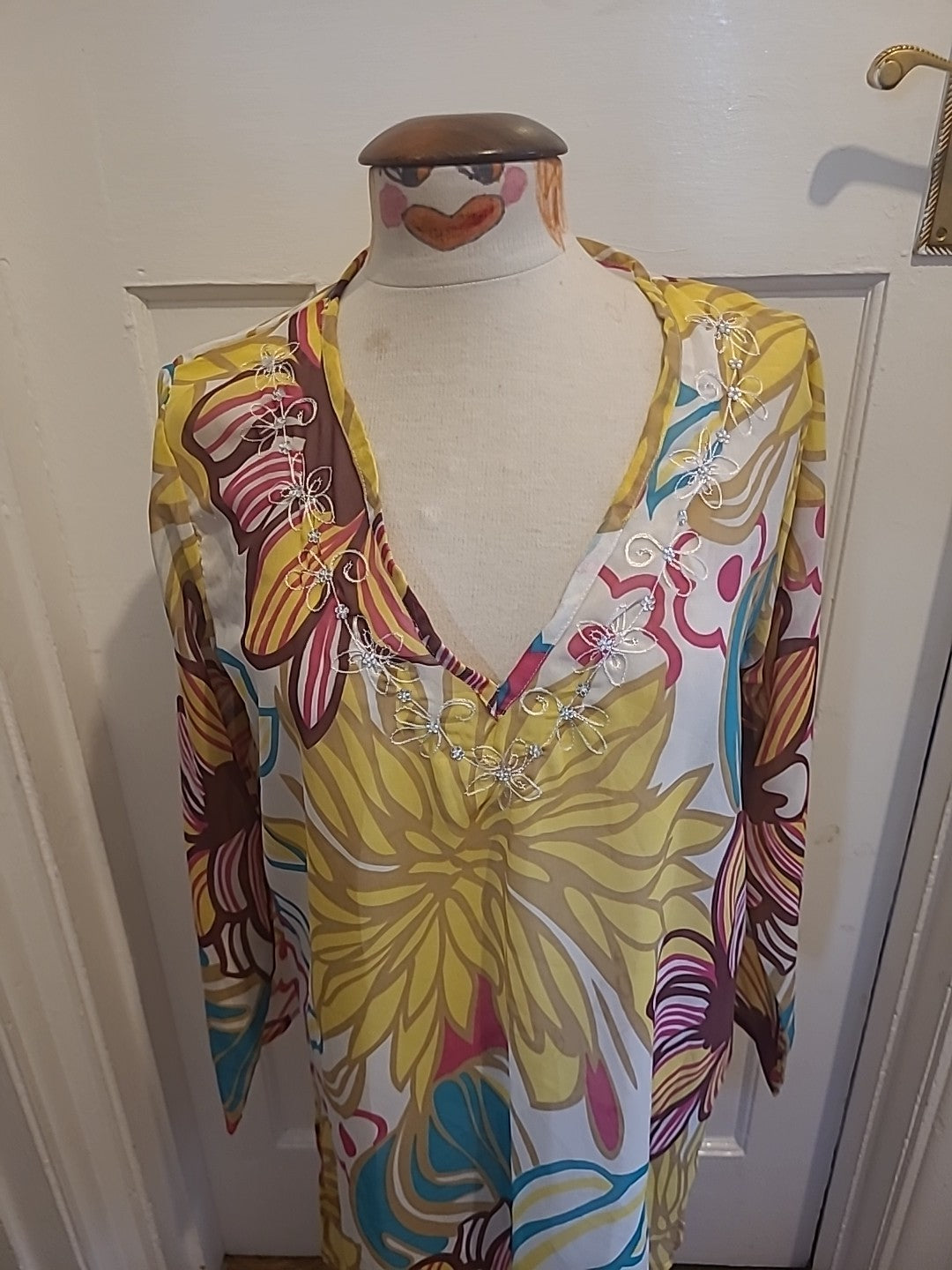 Ladies Beach Top Size Med Multicoloured Long Sleeved