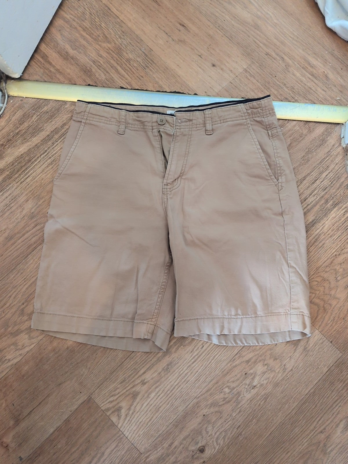 Routine 31" Loose Beige Camel Shorts