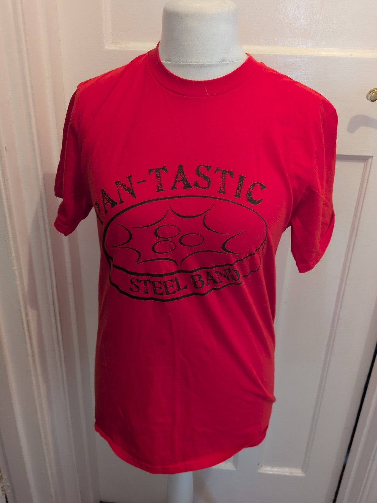Gildan Medium Red Print Steel Band T-shirt