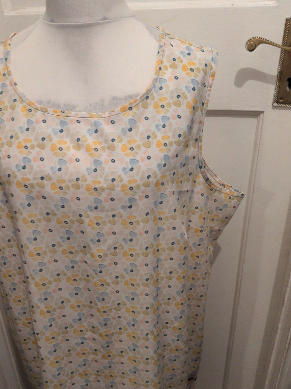 Studio 24 Yellow Floral Pattern Sleeveless Blouse