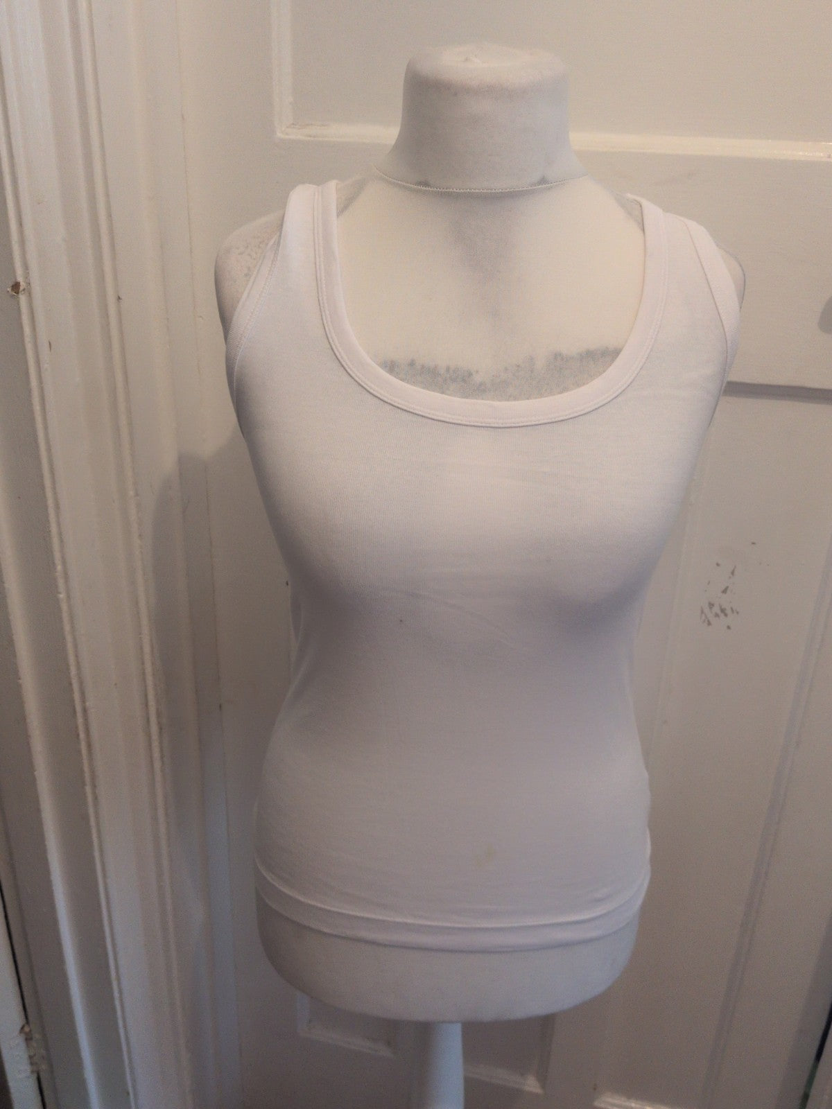 Tu 12 White Sleeveless Tank Vest Top