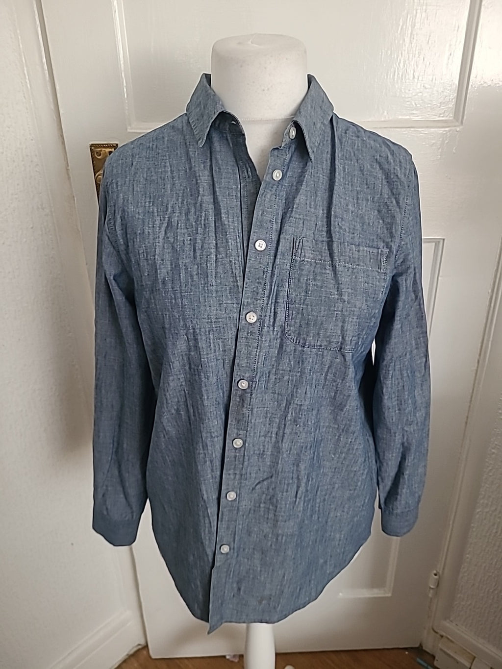 Mens Lands End Size M Denim Coloured Long Sleeved Shirt