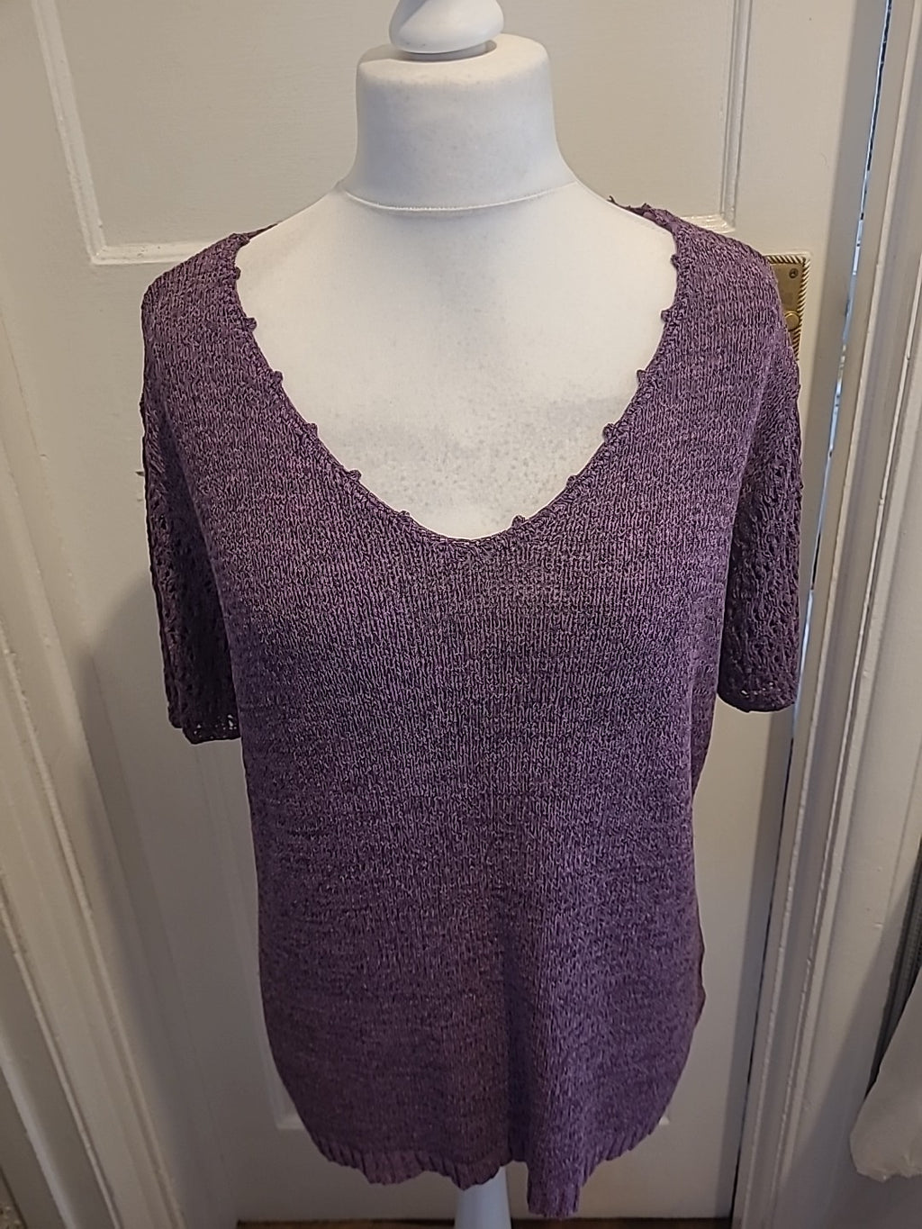 Ladies Size XL Purple Short Sleeved Blouse