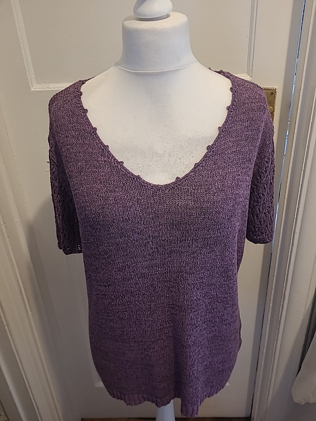 Ladies Size XL Purple Short Sleeved Blouse