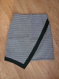 Ladies Primark Size 8 Black White Elasticated Skirt