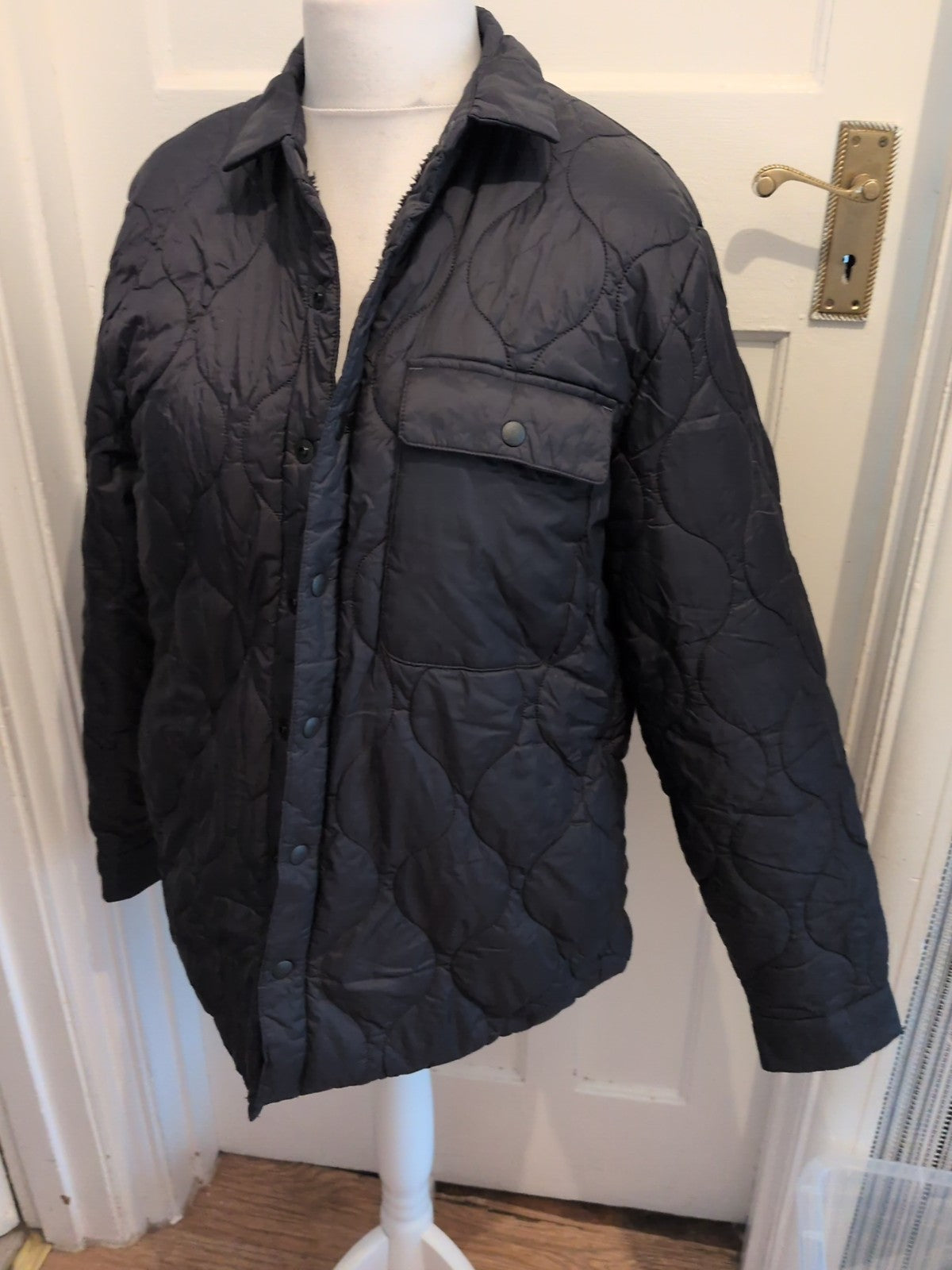 Amazon Essentials Medium Black Fleece Lined Puffer Coat Long Sleeve