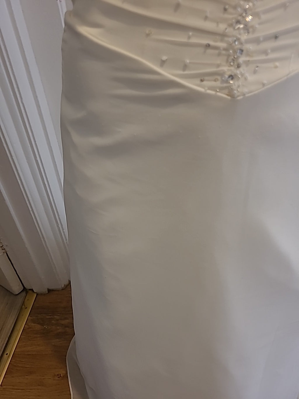 Ladies Wedding Gown Size 8 D'ZAGE Pale Ivory & Sequins
