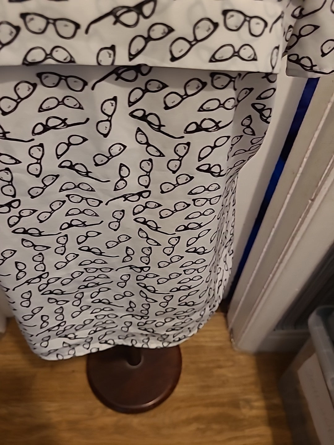 Ladies Marks And Spencer Size 14 Ivory Black "Glasses" Short Sleeved Blouse