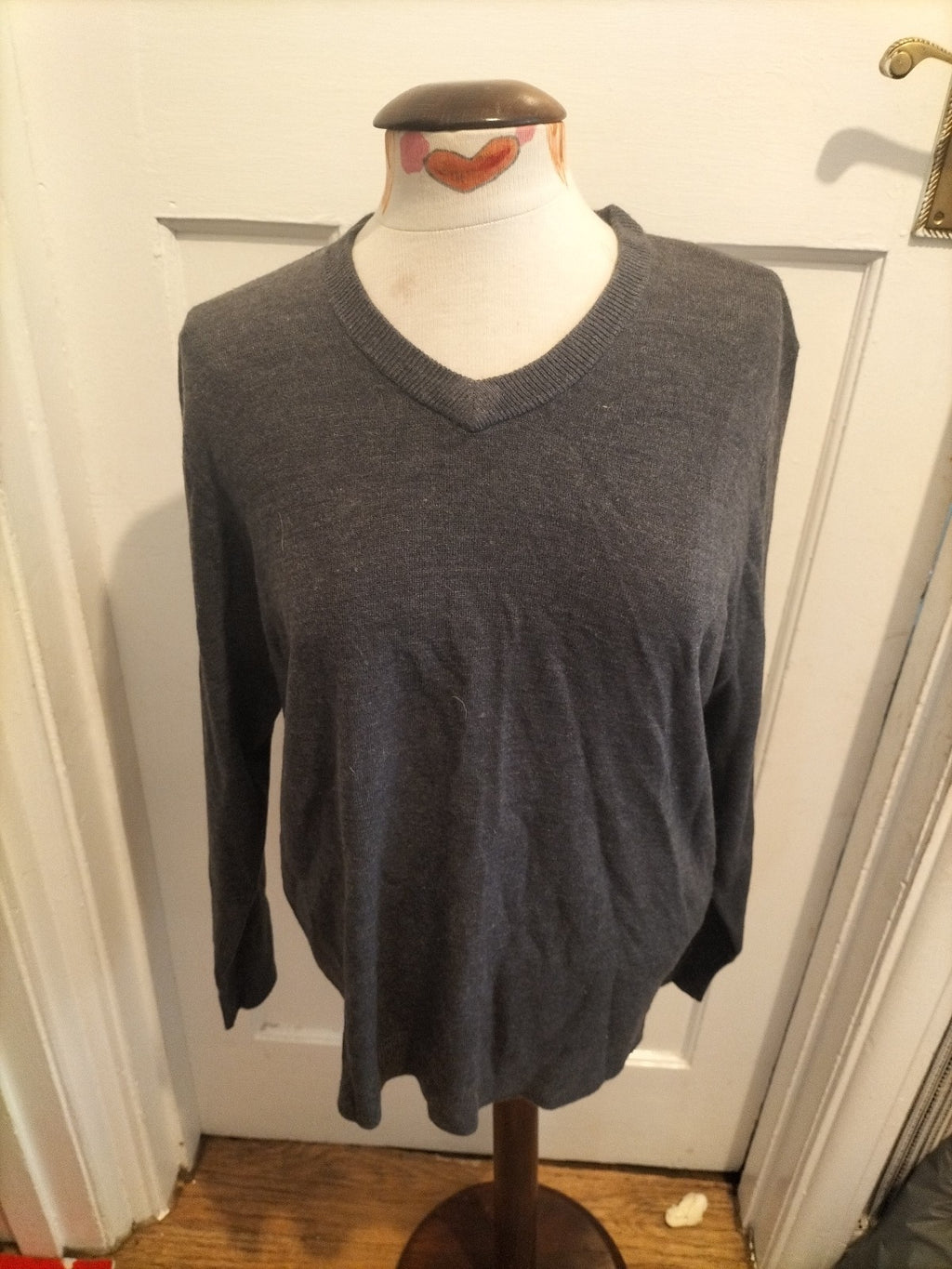 Mens Easy Size Large Grey Ribbed V Neck Pullover Jumper Lightweight