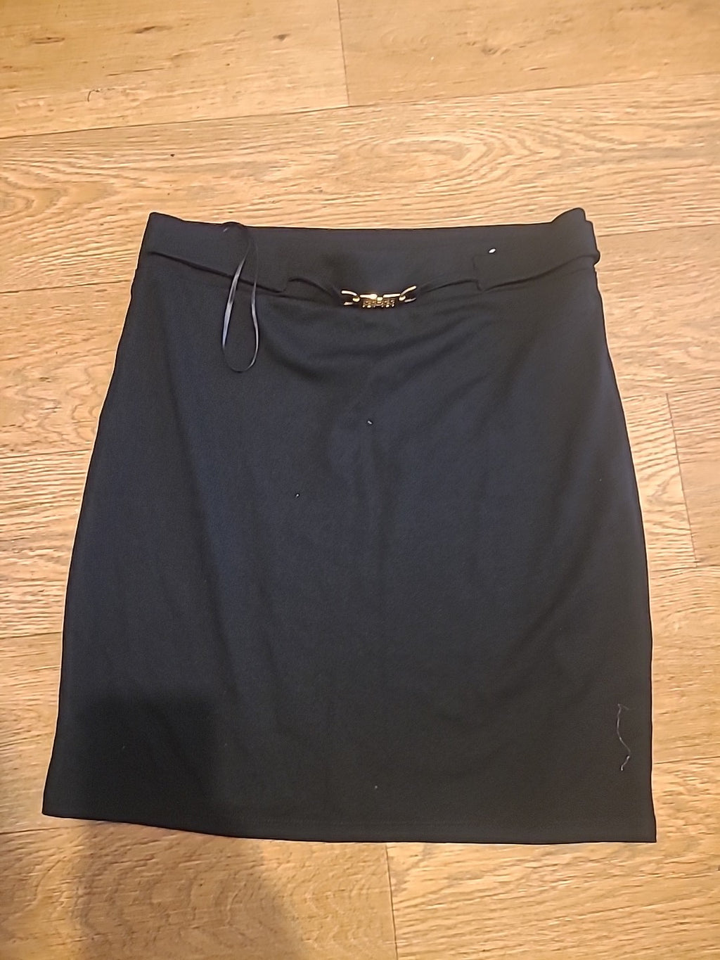 Ladies Tu Size 12 Black Pencil Skirt Mini