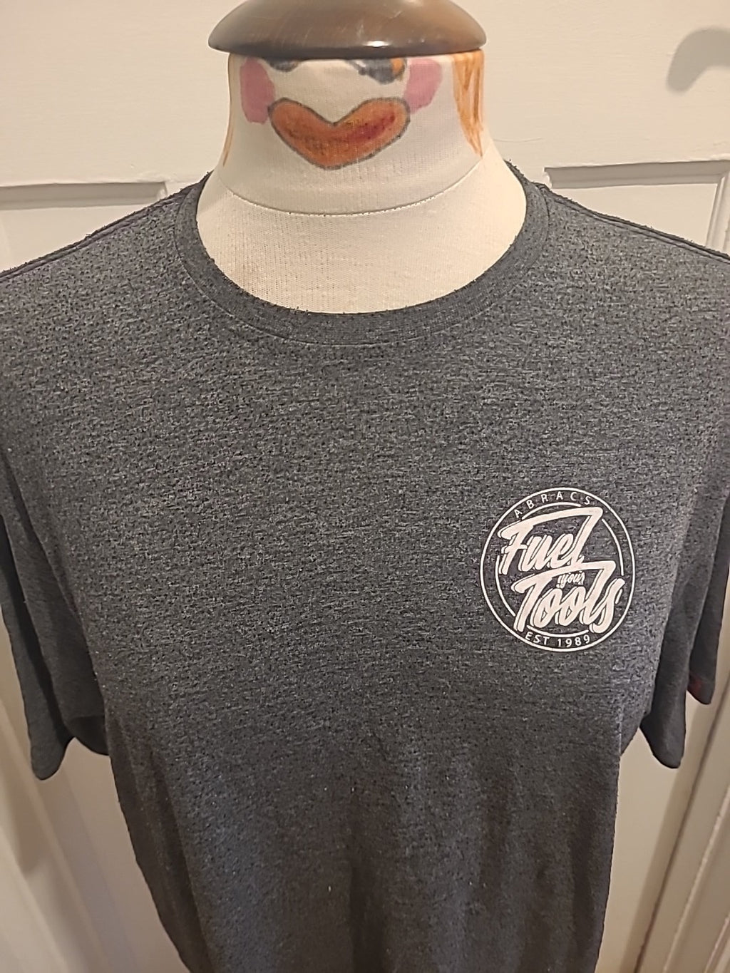 Mens Abracs Size XL Grey Short Sleeved Tshirt
