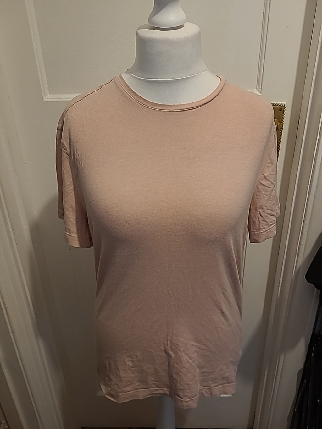 Ladies H&M Size Large Slim Fit Crew Neck Pale Pink Tshirt