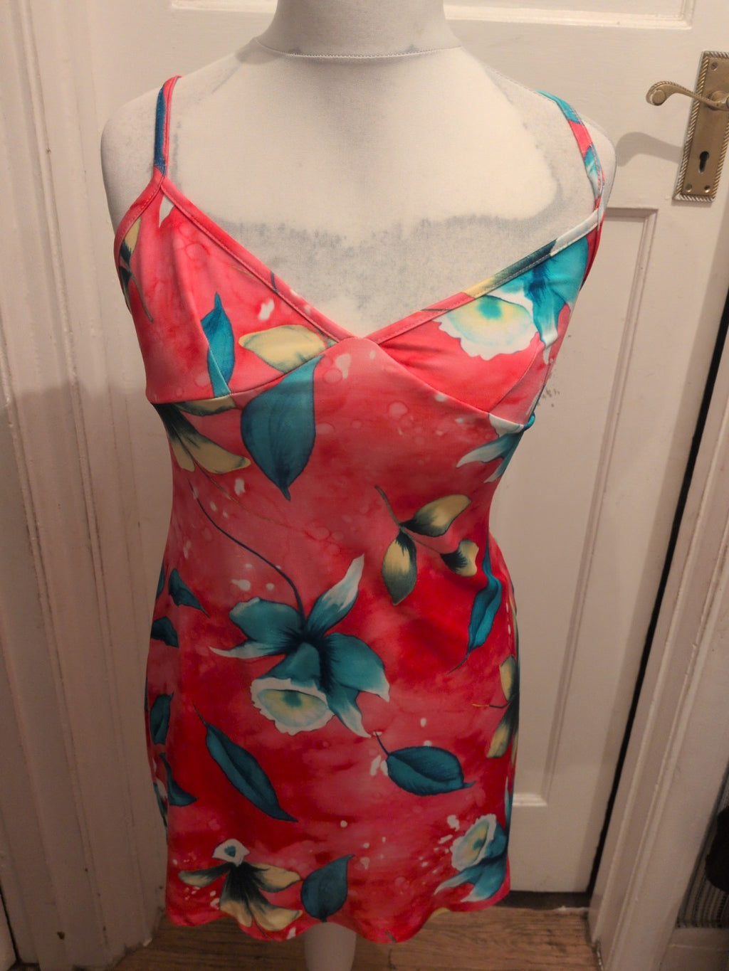 Ladies New Look Size 14 Pink Sleeveless Flower Top