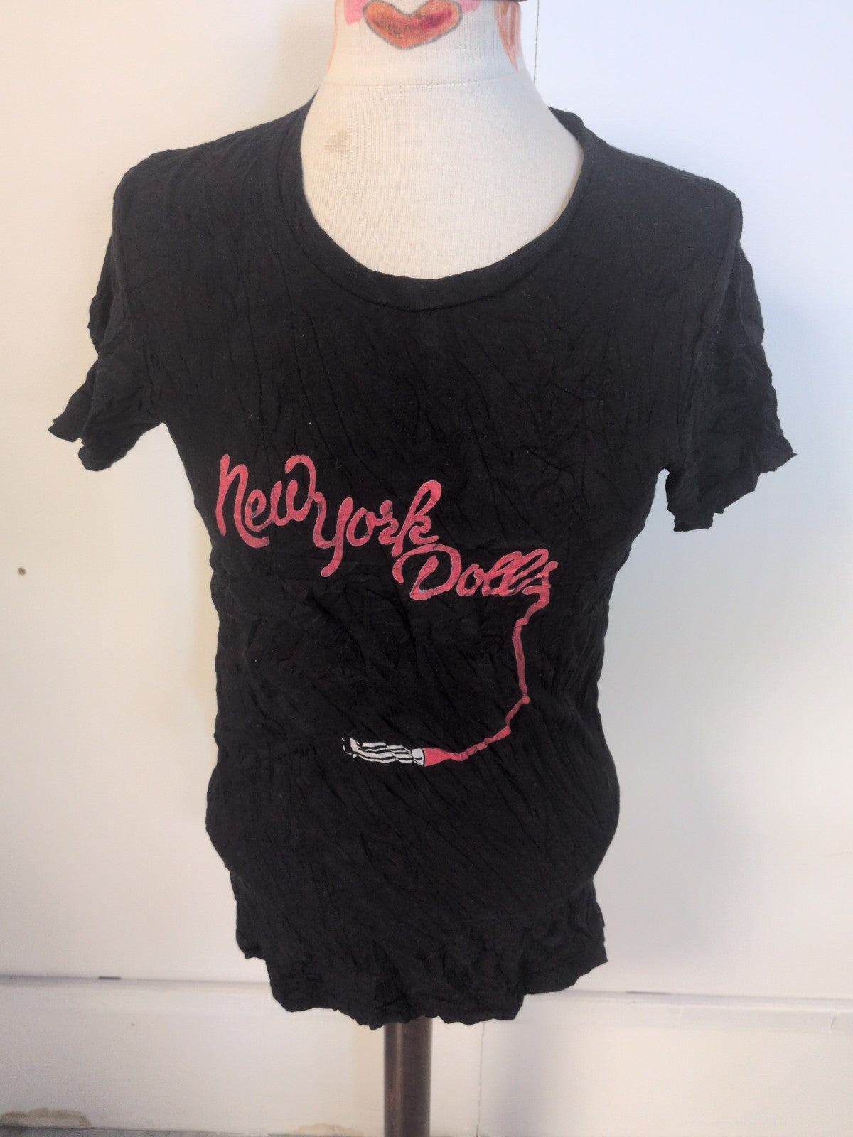 Ladies Size Small New York Dolls Printed T-shirt Short Sleeve
