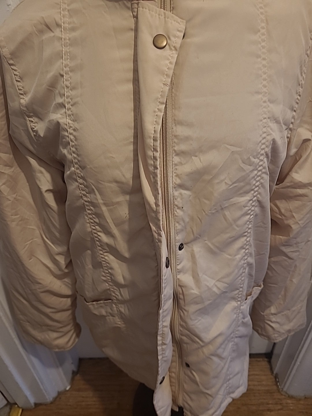 Ladies Neuville Size 14/16 Light Beige Lined Coat