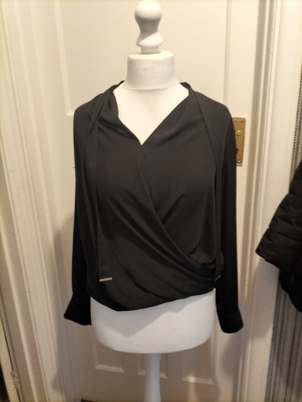 Ladies River Island Size 10 Black Crossover Blouse Long Sleeved