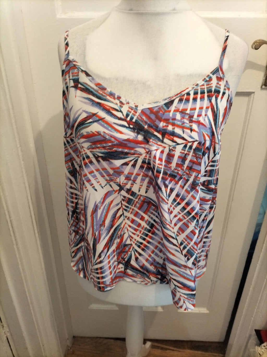 Ladies Large Blue Red V Neck Cami Abstract Pattern