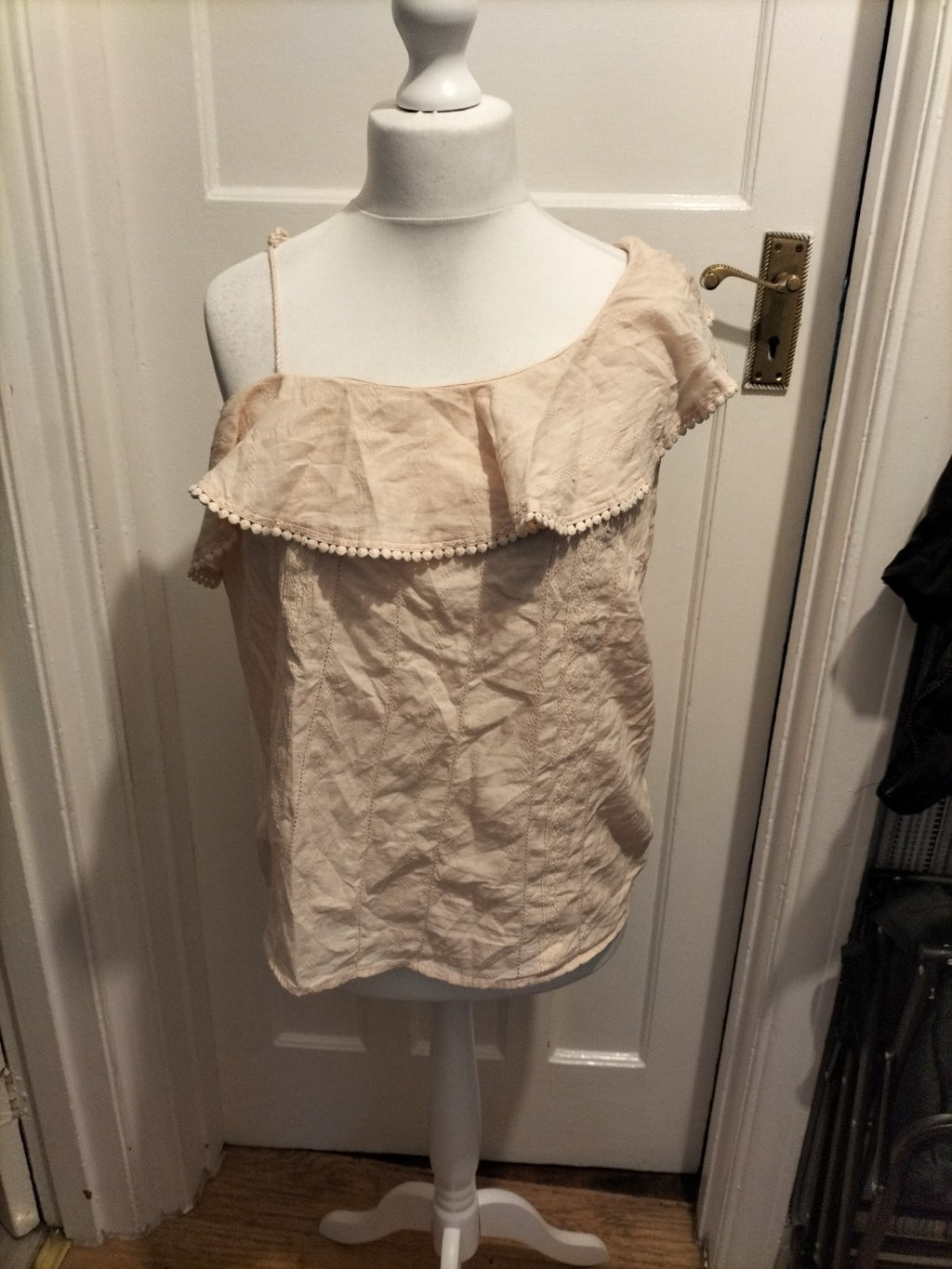 Ladies Indigo Collection Size 16 Pale Peach Short Sleeved Blouse