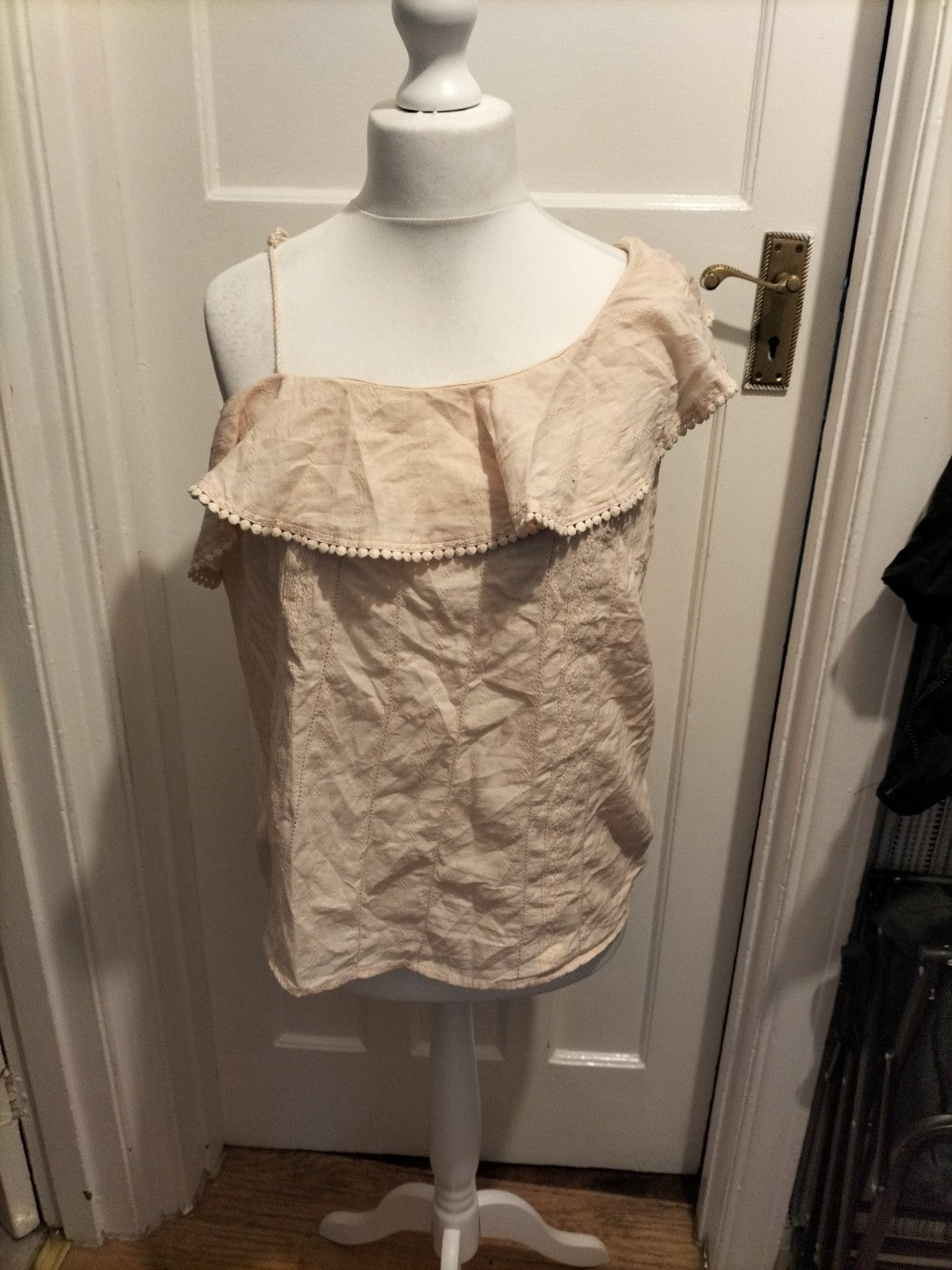 Ladies Indigo Collection Size 16 Pale Peach Short Sleeved Blouse