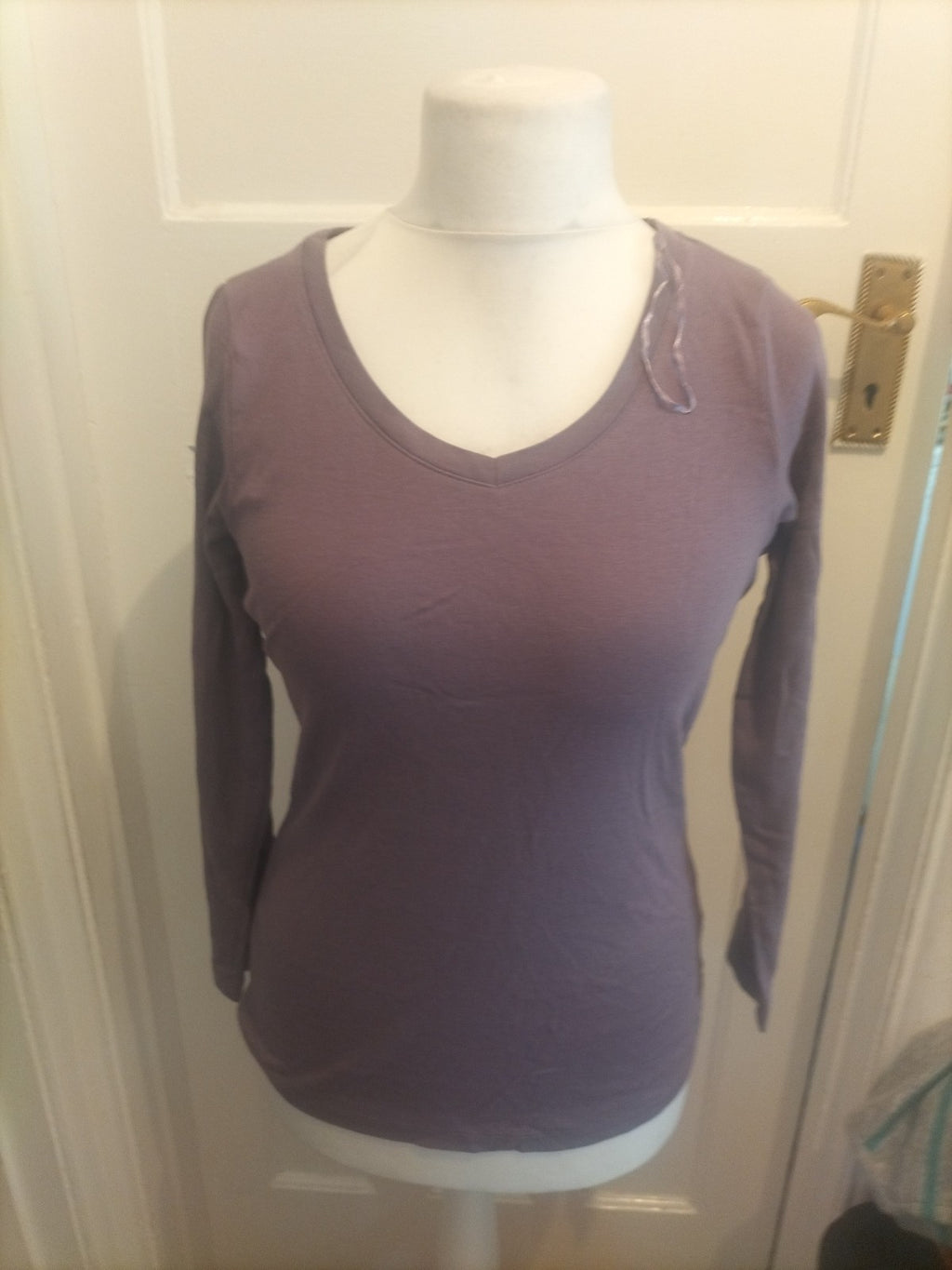 Ladies Originals Size 12/14 Purple Long Sleeved V Neck Blouse