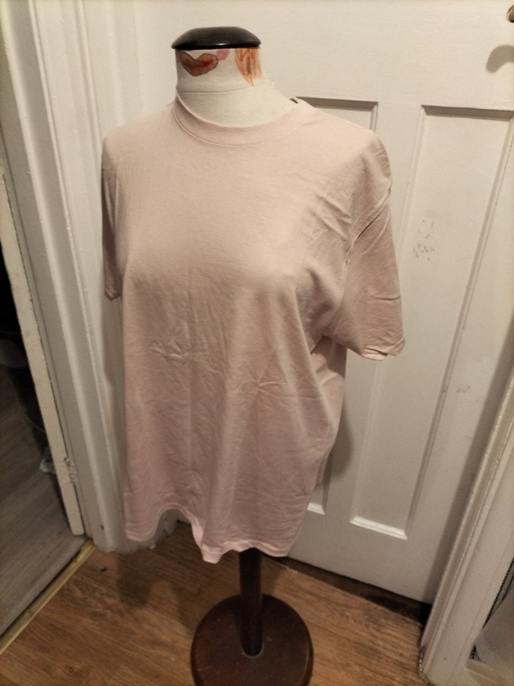 Mens Russell Size Medium Baby Pink Short Sleeved Tshirt