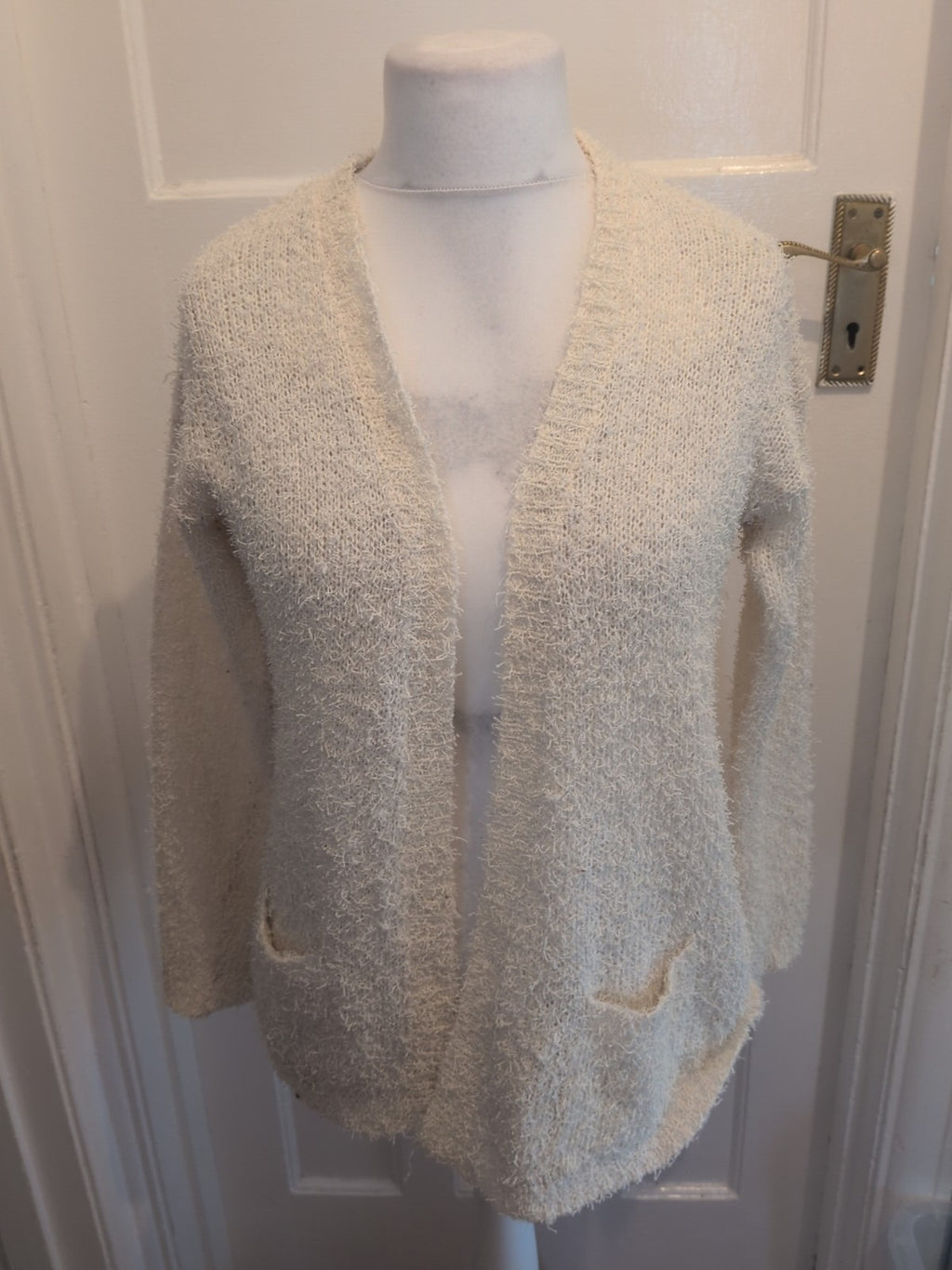 Ladies New Look Size Winter White Long Sleeved Cardigan