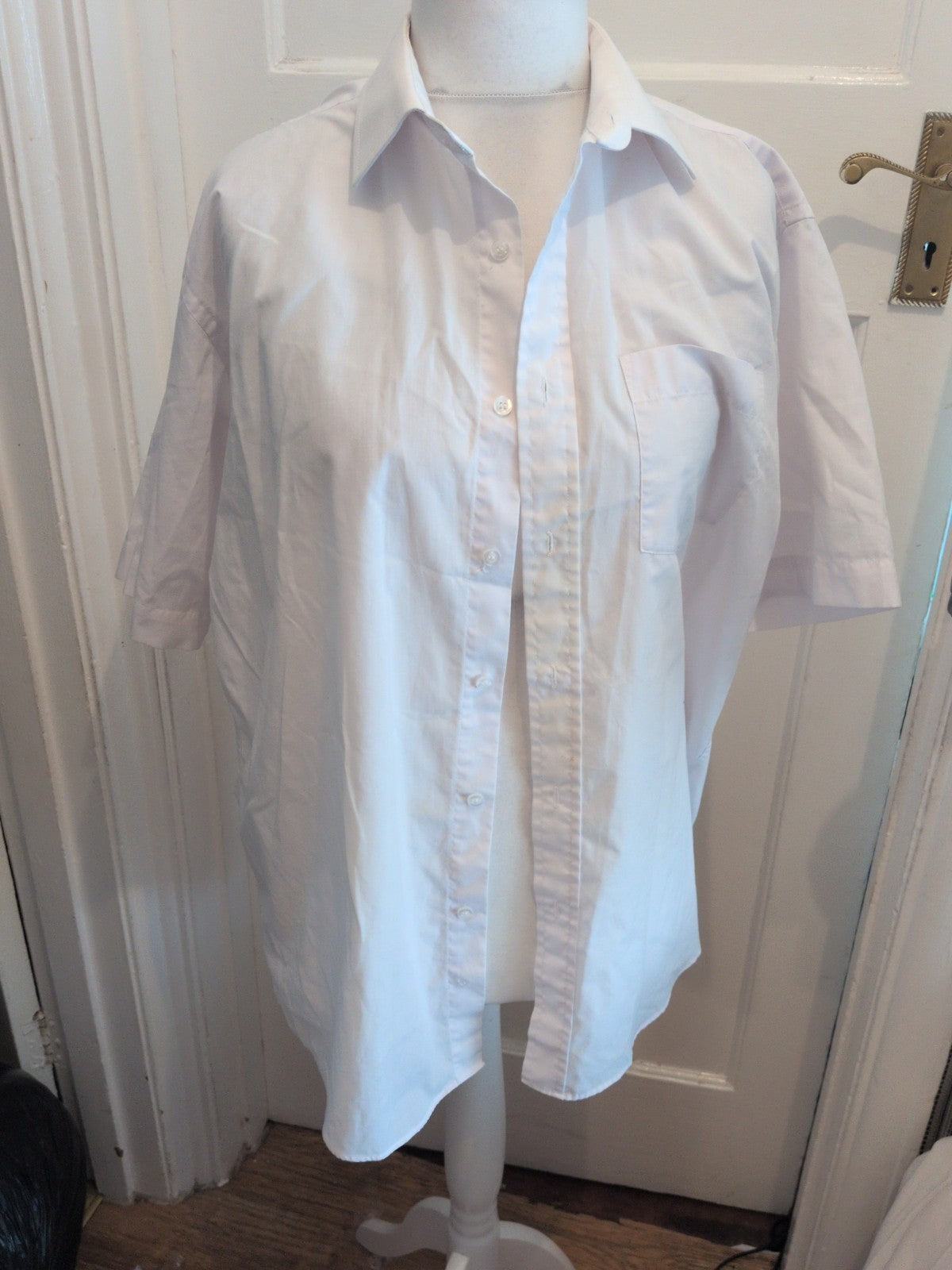 Primark 16" White Short Sleeve Shirt