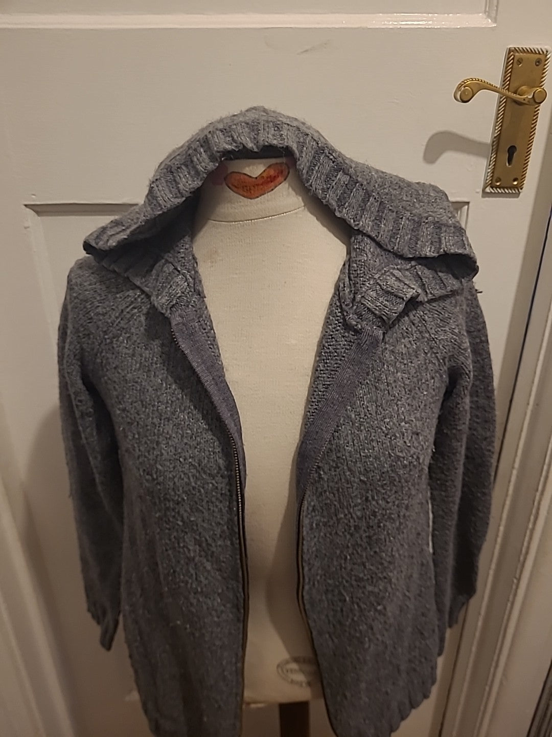 Mens Burton Size Small Grey Long Sleeved Lightweight Zip Through Jacket