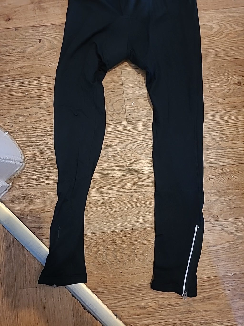 Brand New Ladies Movement Size Small Black Cycling Leggings