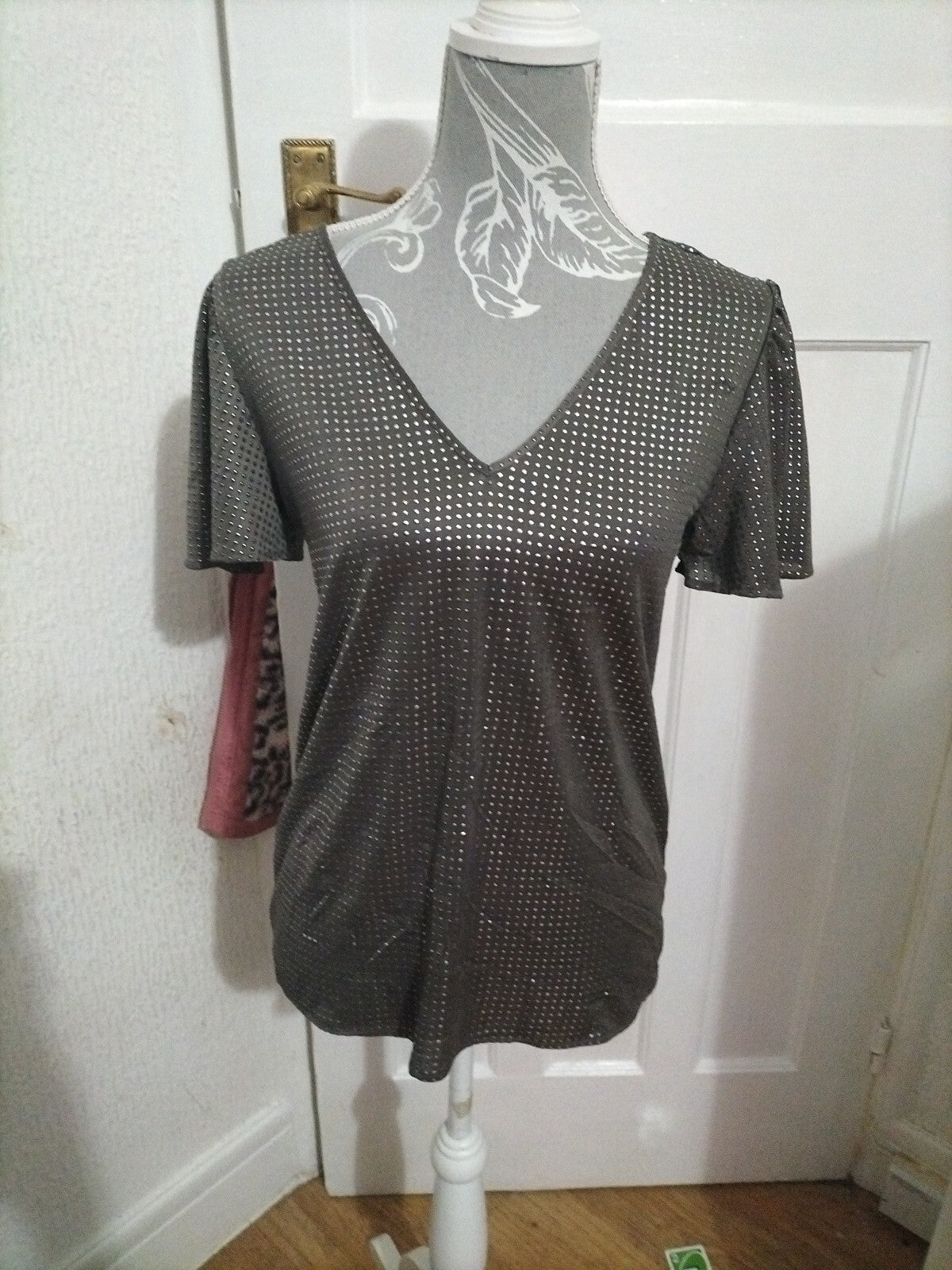 Ladies Unbranded Size 8 Grey Dyemonty Short Sleeved Blouse